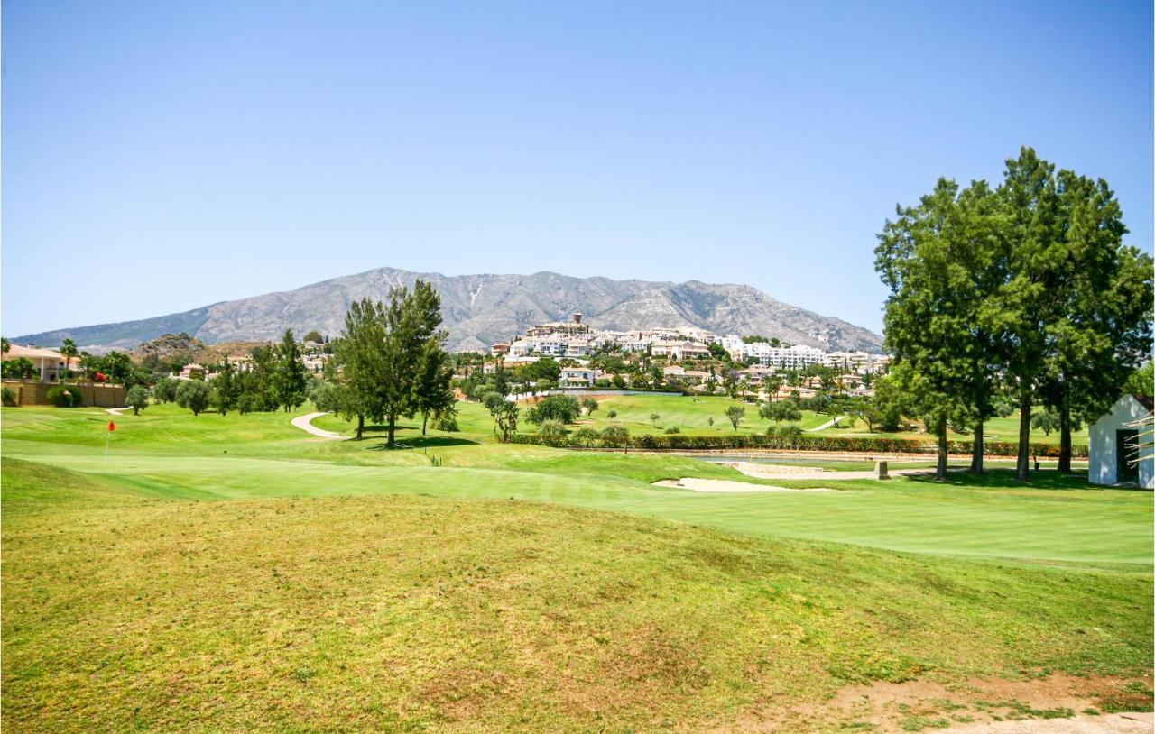 Nice Apartment In Mijas Costa With Kitchen Fuengirola Εξωτερικό φωτογραφία