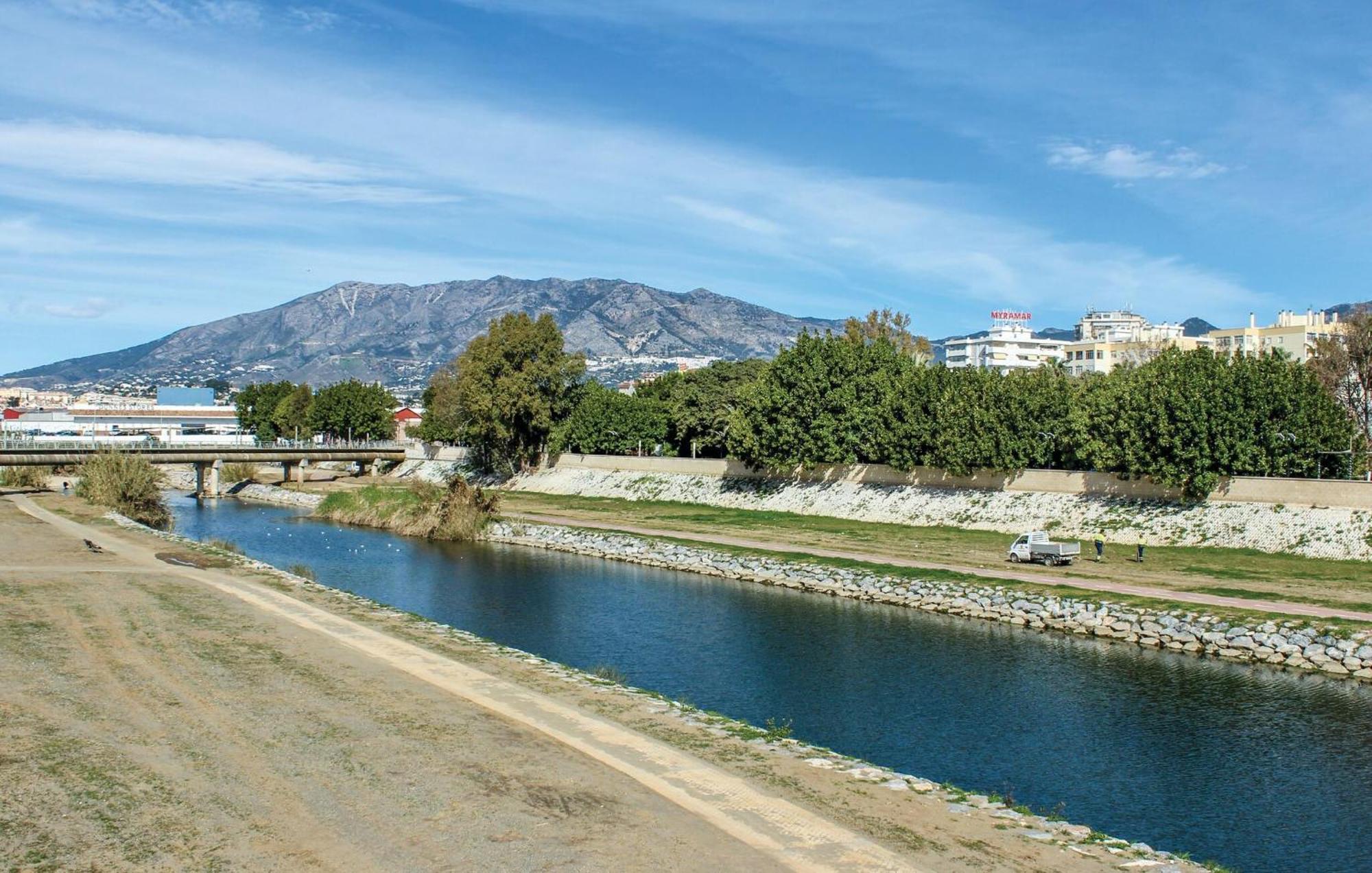 Nice Apartment In Mijas Costa With Kitchen Fuengirola Εξωτερικό φωτογραφία