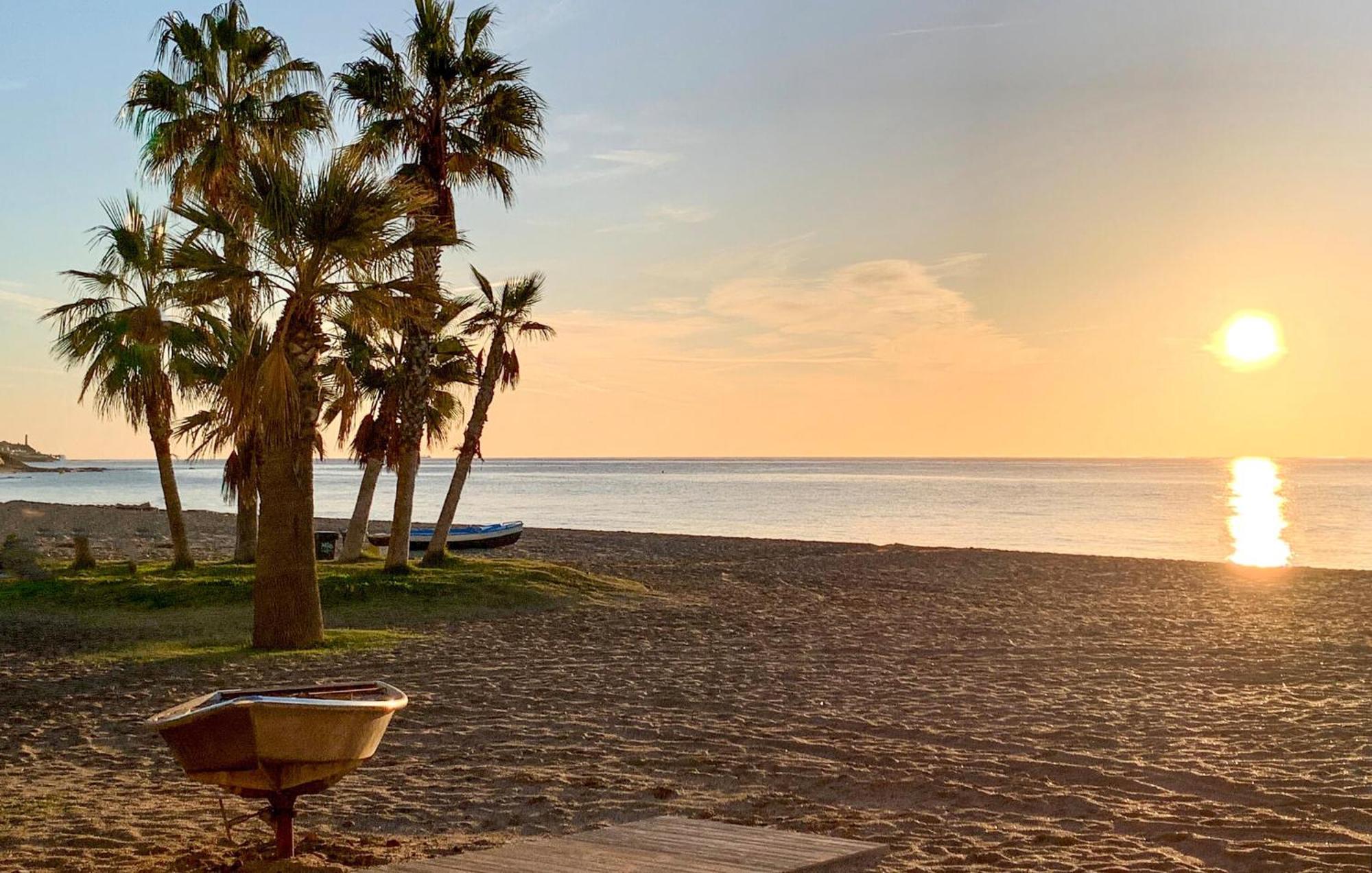 Nice Apartment In Mijas Costa With Kitchen Fuengirola Εξωτερικό φωτογραφία